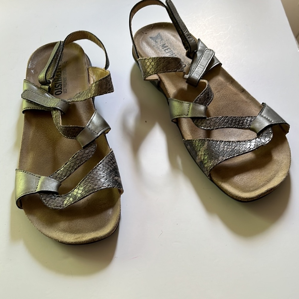 Mephisto | Adelie Flat Gladiator Sandal Gray Shiny Scale EU 41 Comfort